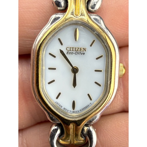 Citizen Accessories - Vintage Citizen Women's Watch Eco-Drive Untested 6.5"